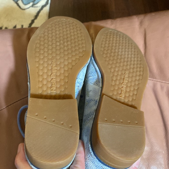 HUSH PUPPIES leather lace up booties. Beautiful blue shimmer floral pattern. - Picture 8 of 9